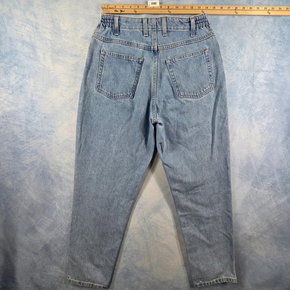 LL Bean Original Fit Relaxed Light‎ Wash High Rise Mom Jeans Womens 8 Pet